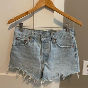 Levi’s 501 Lightwash Denim Shorts